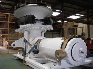 MT4000 Front Suspension Cylinder